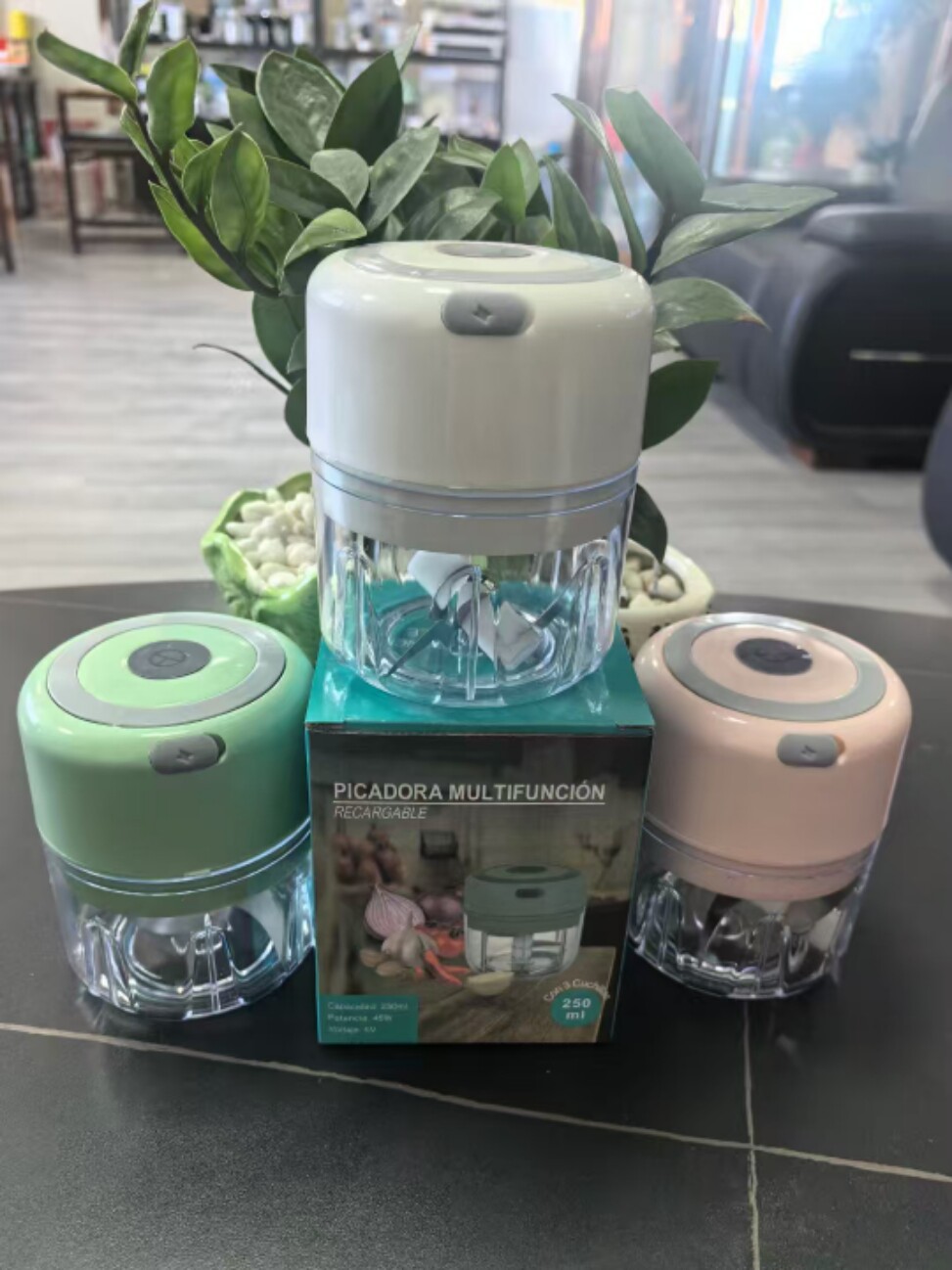 Mini-hachoir électrique compac - Baby Food Masher avis et prix