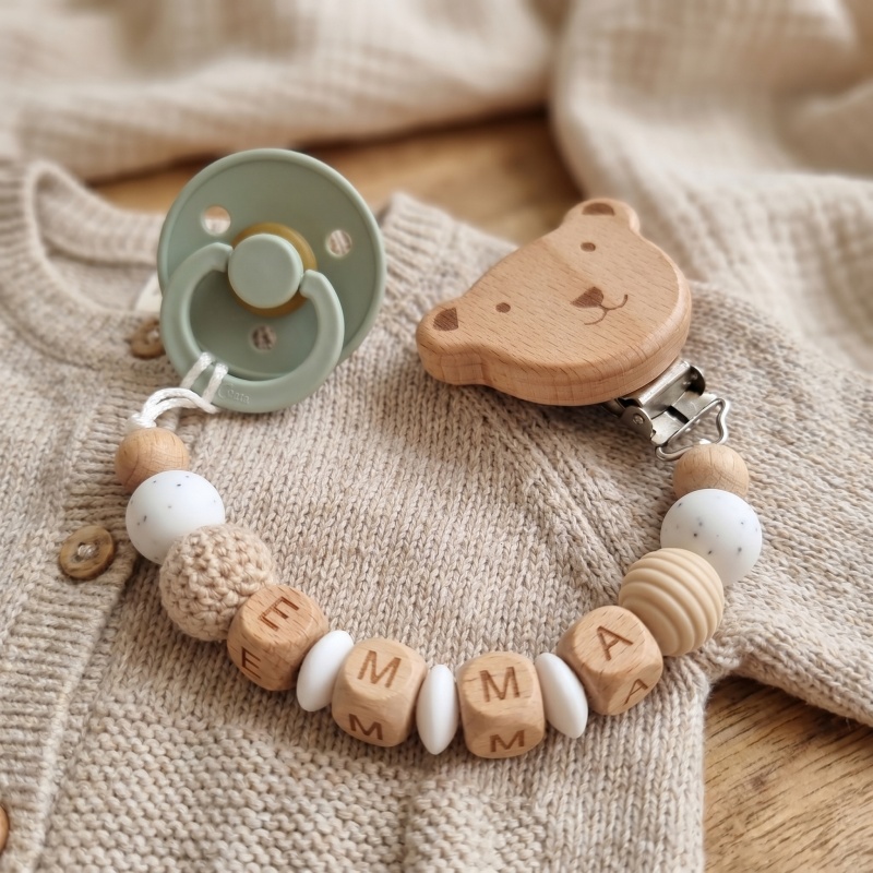 Attache-tétine personnalisée a - Baby Food Name avis et prix